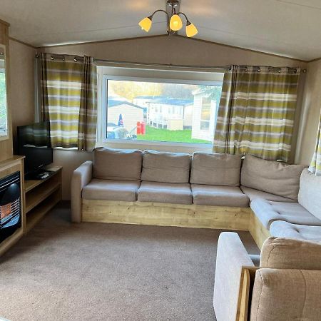 Blackpool Caravan In Haven Marton Mere Holiday Park Exteriör bild